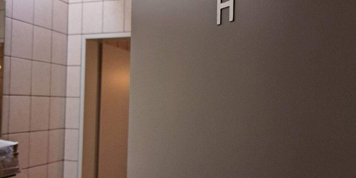 Praxis in guter Lage mit 2 Eingängen sucht solvente Mieter ! 6 zimmer