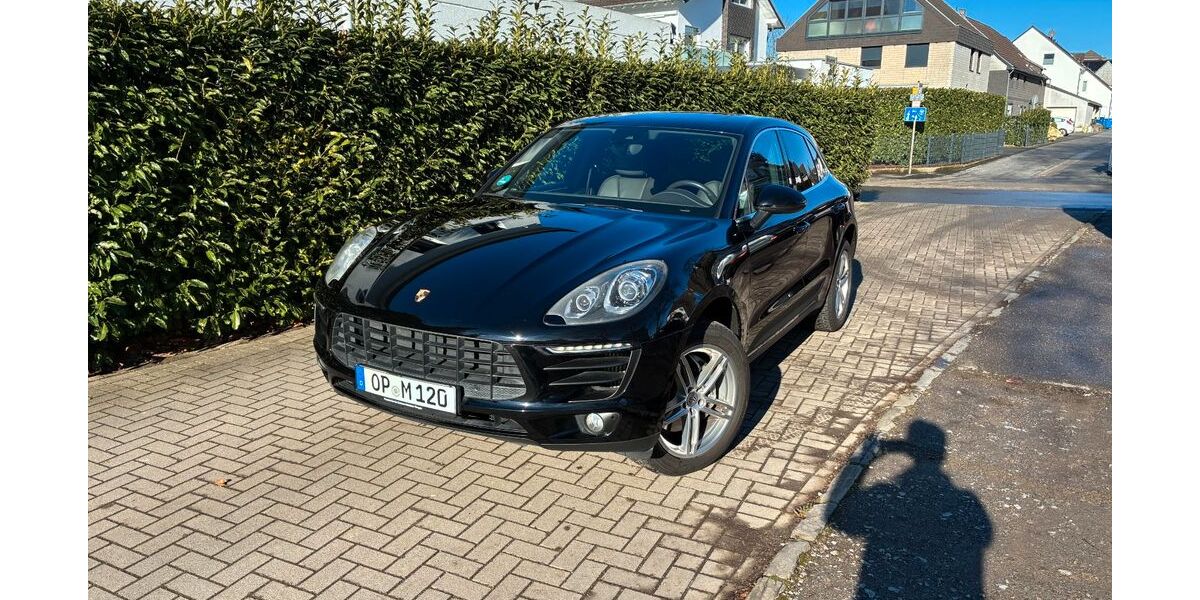 Porsche Macan 127.903 km 28.900 &euro; Leverkusen 51381