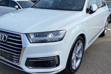 Audi Q7 162.000 km 29.890 &euro; Remscheid 42899