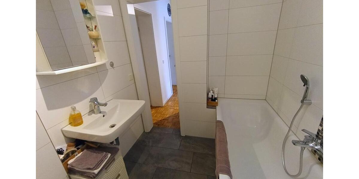 Etagenwohnung Duisburg Duisburg-Mitte - 3 Zimmer, 78 m&sup2;, 184.000&euro; | Angebot:25945496