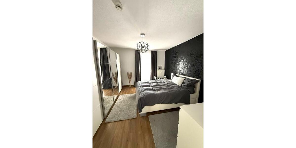 Gemütliche 2-Zi.-Whg. mit Tageslichtbad und sonnigem Balkon, frei ab 01.03.2026 2 zimmer