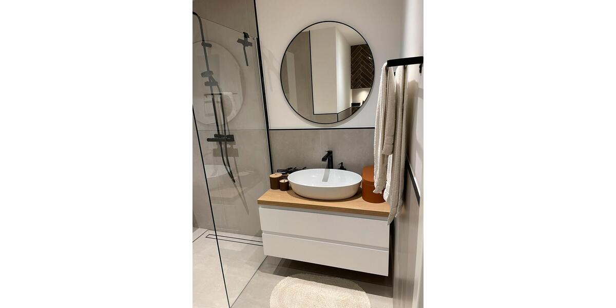 Luxus-Wohnung, kernsaniert, Garten & Smart Home 3 zimmer