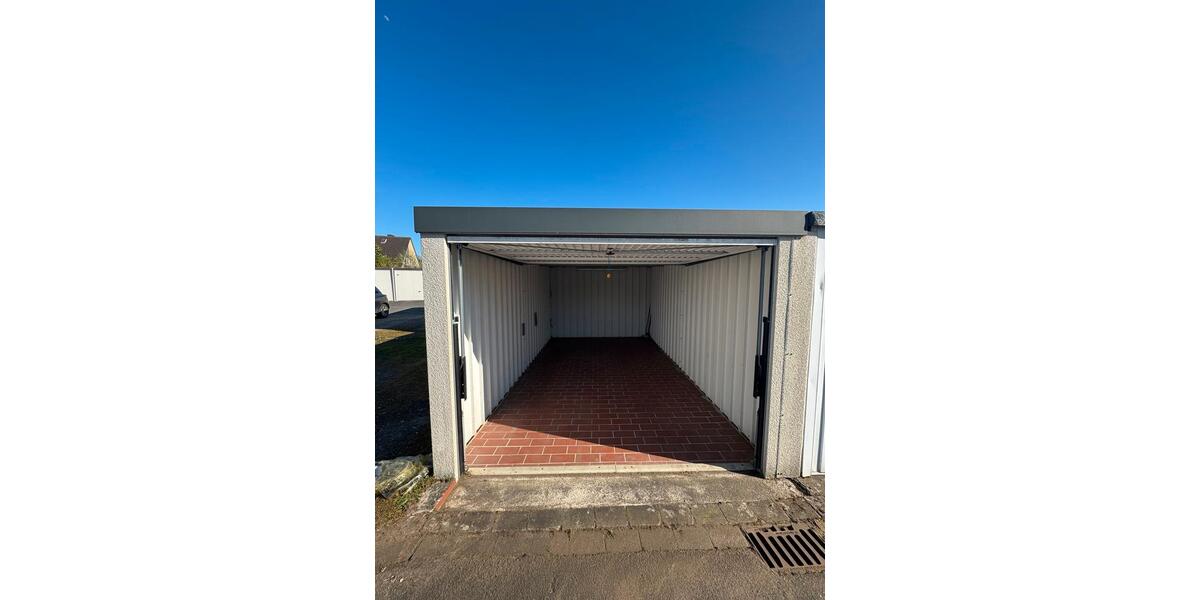 Garagen / Stellplätze Dormagen Hackenbroich - 120&euro; | Angebot:26199233