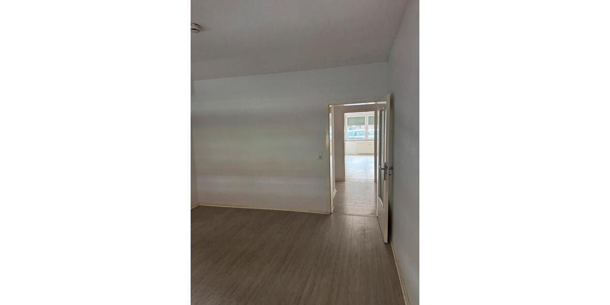 Hochparterre Solingen Wald - 2 Zimmer, 54 m&sup2;, 690&euro; | Angebot:26241846