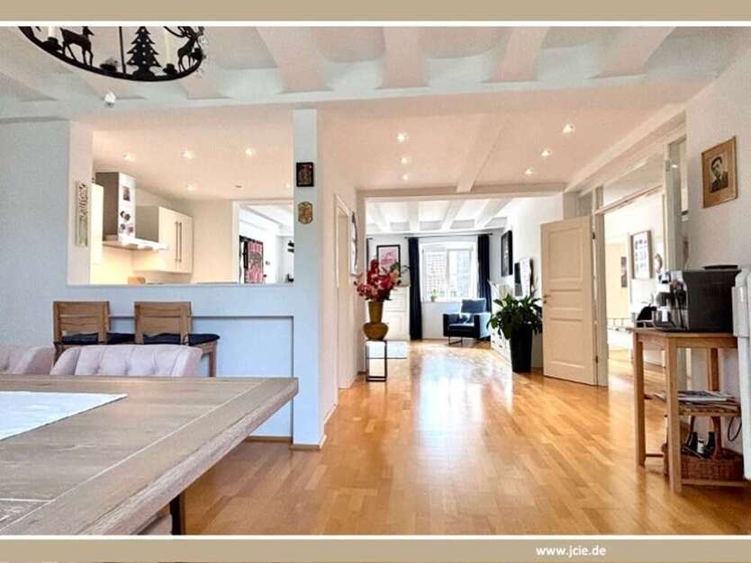 Wohnung zum Mieten in Krefeld 1.160 € 106 m²