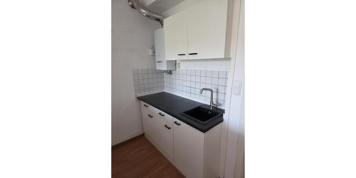 Etagenwohnung Düsseldorf Stadtbezirk 3 - 6 Zimmer, 49 m&sup2;, 850&euro; | Angebot:25305563