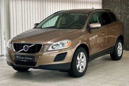 Volvo XC60 170.000 km 12.490 € Duisburg 47259