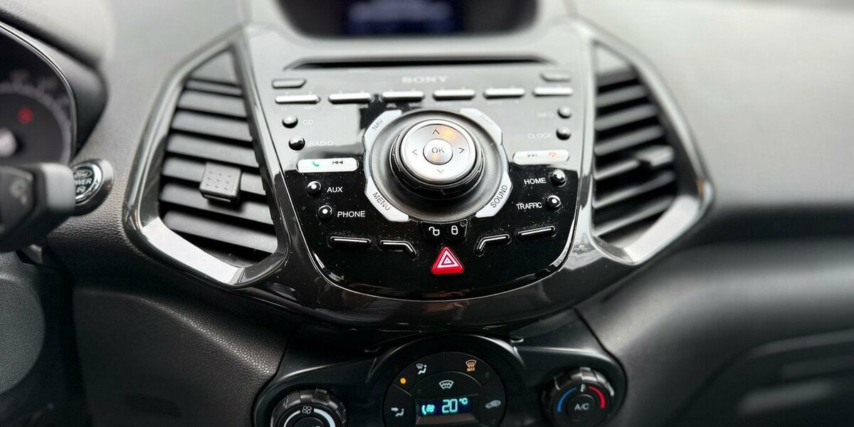 Ford EcoSport Titanium / Leder / Keyless Go / Klima 144.000 km 7.190 &euro; Mönchengladbach 41066