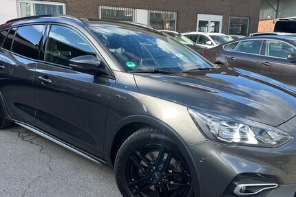 Ford Focus 162.500 km 11.680 &euro; Düsseldorf 40549