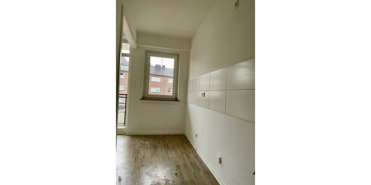 Etagenwohnung Neuss Stadionviertel - 2 Zimmer, 52 m&sup2;, 624&euro; | Angebot:26806658