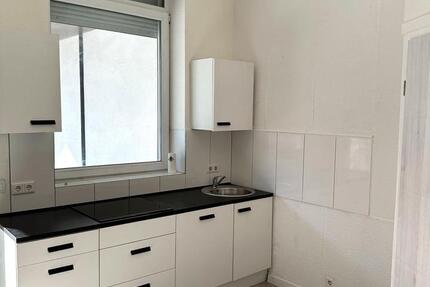 Wohnung Krefeld Fischeln - 3 Zimmer, 100 m&sup2;, 1.000&euro; | Angebot:25782666