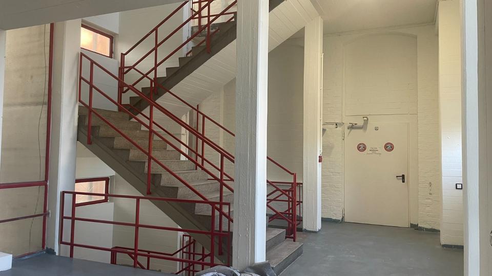 Freie LagerhallenBüro in 42857 Remscheid und 42119 Wuppertal zimmer