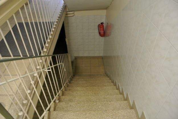 Citylage Mülheim-Mitte Wohn-und Geschäftshaus-Mehrfamilienhaus mit 11 Wohnungen und zwei Gewerbeeinheiten 2 zimmer