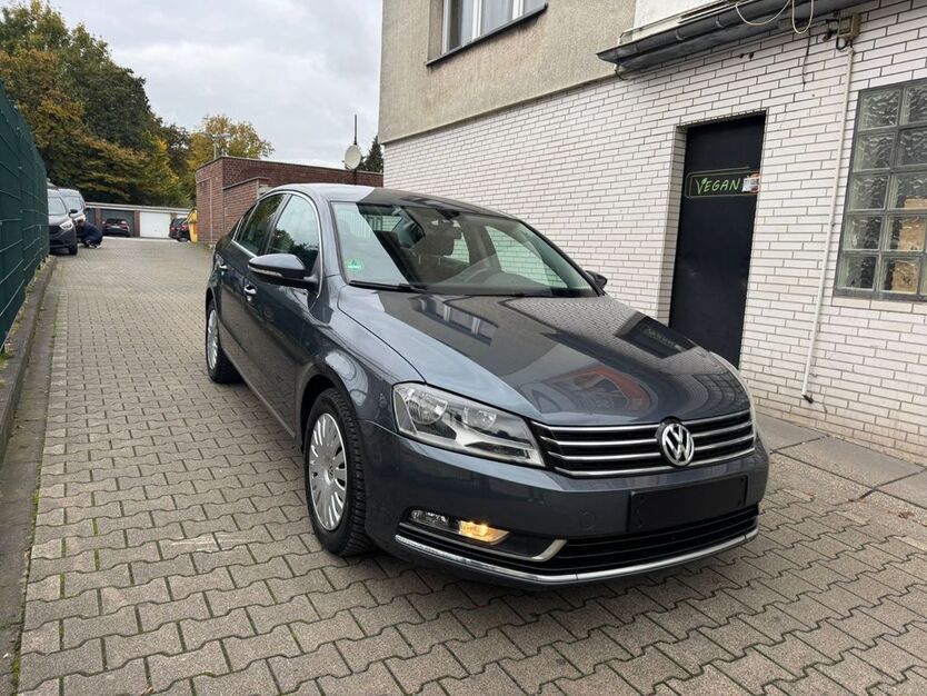 VW Passat 199.000 km 6.500 € Essen 45143