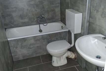Wohnung Oberhausen Schwarze Heide - 2 Zimmer, 44 m&sup2;, 375&euro; | Angebot:26947671