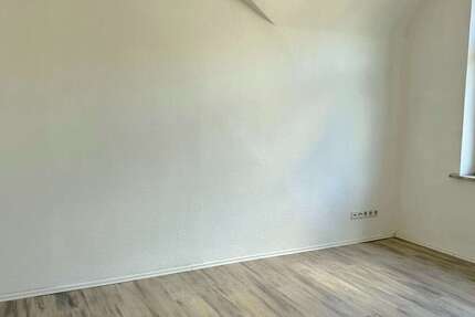 Wohnung zum Mieten in Wuppertal 474,35 € 68.25 m² 2 zimmer