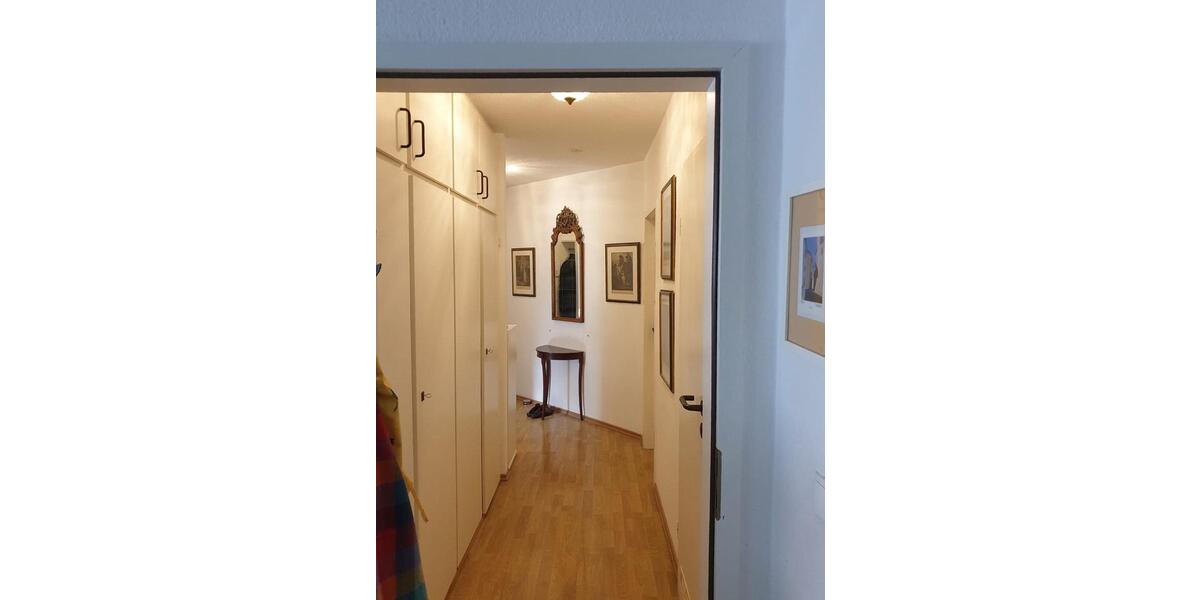 Gut vermietete Eigentumswohnung inkl Stellplatz in NE-Innenstadt 3 zimmer