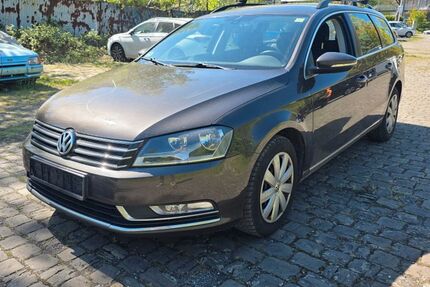 VW Passat 270.448 km 4.500 &euro; Solingen 42651
