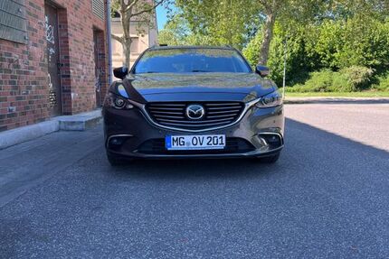 Mazda 6 246.322 km 8.700 &euro; Mönchengladbach 41063