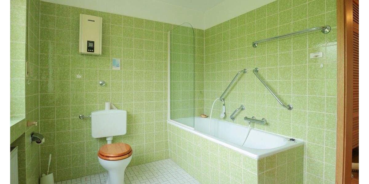 Reihenendhaus Grevenbroich/Langwaden Langwaden - 6 Zimmer, 156 m&sup2;, 195.000&euro; | Angebot:25689623