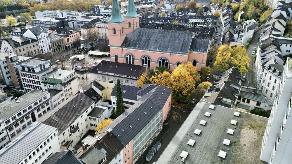 Haus zum Kaufen in Wuppertal 2.950.000 € 1385 m² 62 zimmer