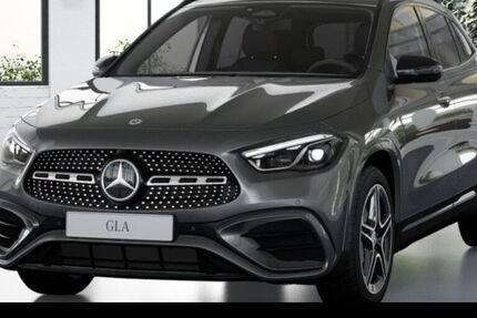 Mercedes-Benz GLA 200 9.900 km 45.990 &euro; Düsseldorf 40470