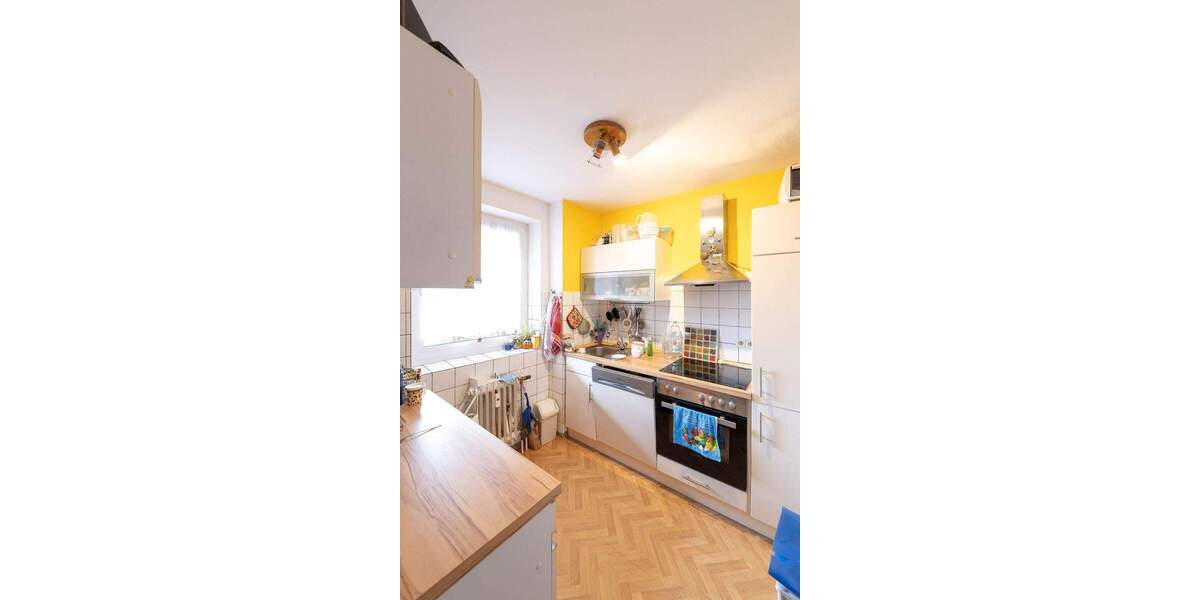 * hell + freundlich * 2 Zimmer * solide vermietet * 2 zimmer