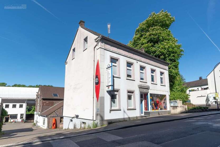 Haus zum Kaufen in Essen 549.000 € 175 m²
