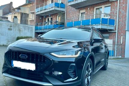 Ford Focus 17.000 km 24.990 &euro; Mönchengladbach 41239