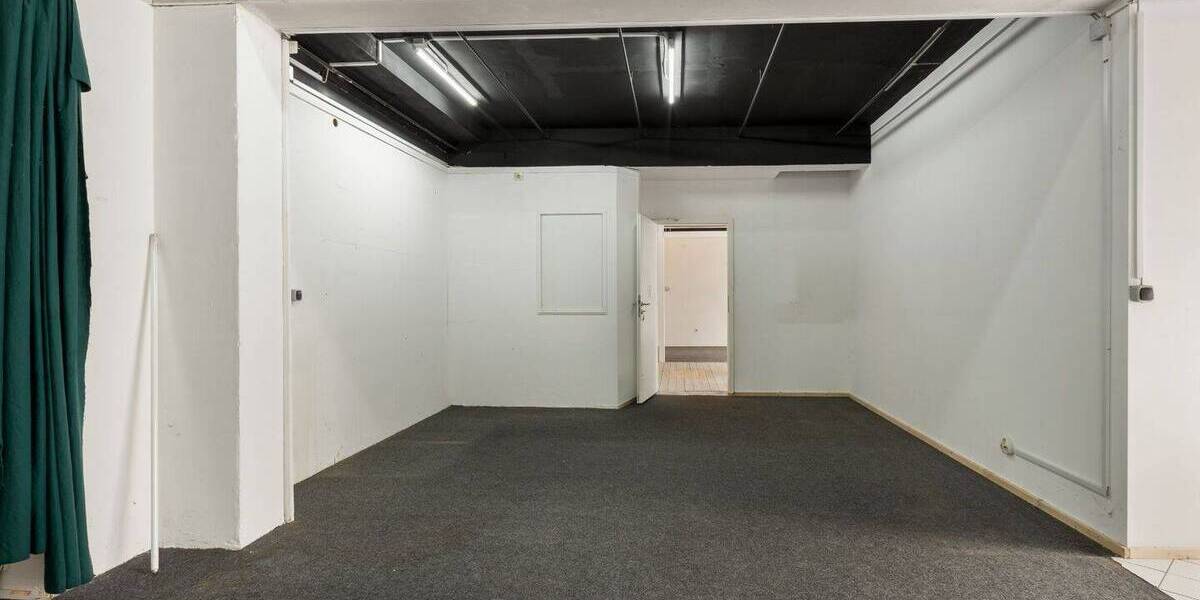 Flexible Gewerbeimmobilie mit Büroflächen in Top Lage Leverkusens - Ideal für wachsende Unternehmen 1 zimmer