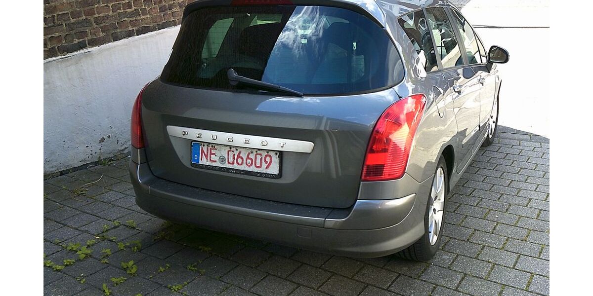 Peugeot 308 232.800 km 2.700 &euro; Grevenbroich 41516