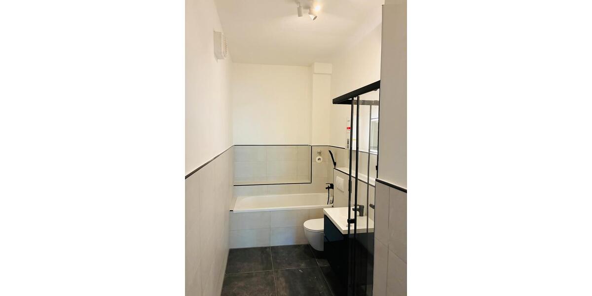 Erdgeschoßwohnung Duisburg Huckingen - 4 Zimmer, 80 m&sup2;, 195.000&euro; | Angebot:26536440