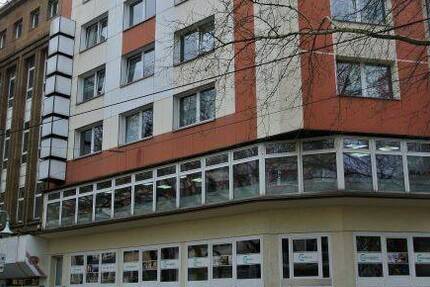 Wohn und Geschäftshaus mit fünf Wohnungen und drei Gewerbeeinheiten im Mülheim-Mitte die Stadt am Fluss