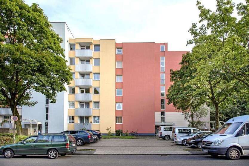Wohnung zum Mieten in Düsseldorf 758 € 65.95 m²