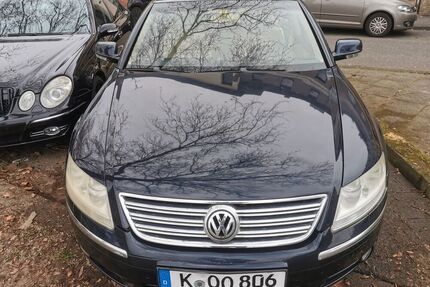 VW Phaeton