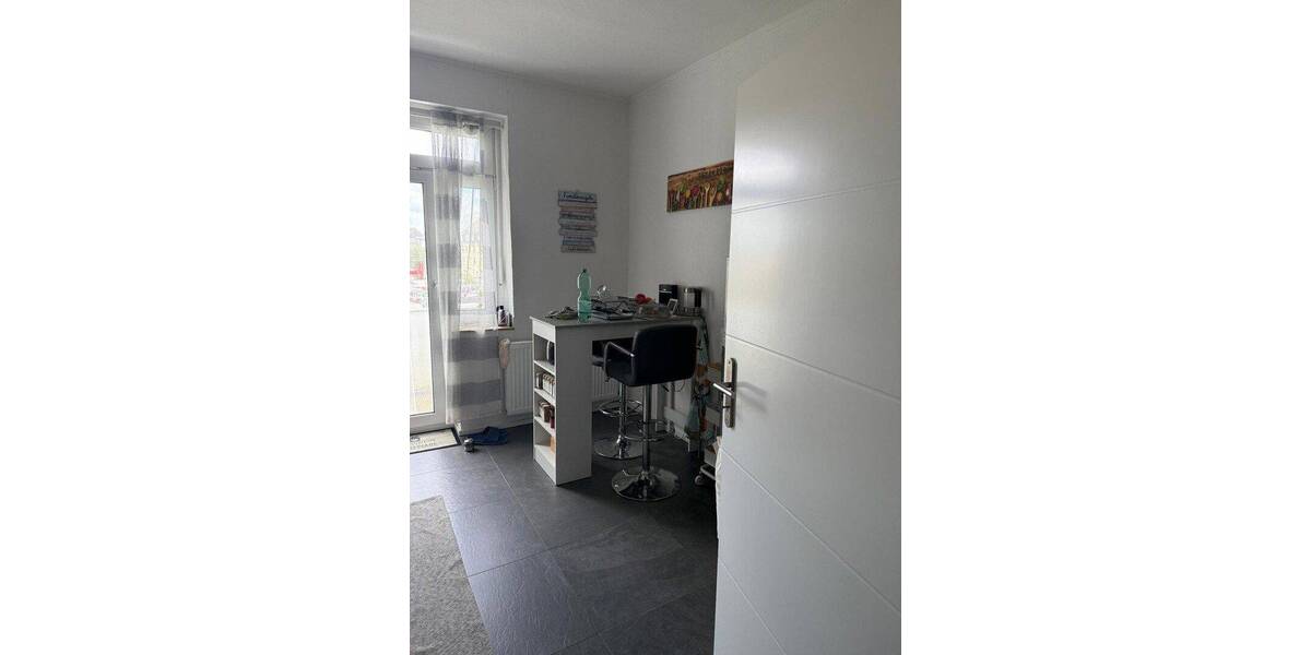 Etagenwohnung Hilden - 3 Zimmer, 83 m&sup2;, 1.050&euro; | Angebot:26879234