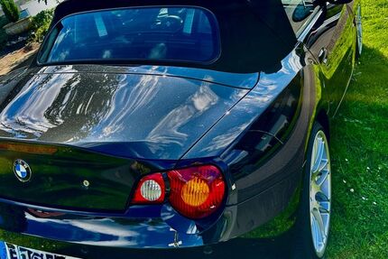 BMW Z4 131.000 km 19.999 € Düsseldorf 40215