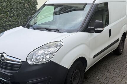 Opel Combo 101.607 km 6.998 &euro; Velbert 42551