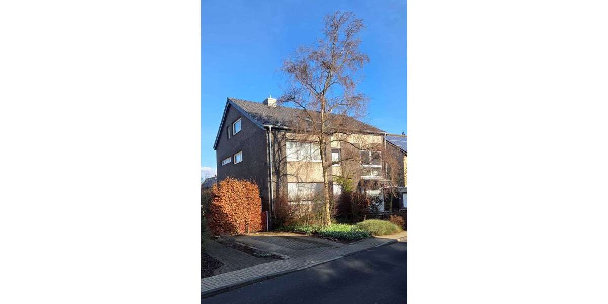 Etagenwohnung Neuss Holzheim - 2 Zimmer, 55 m&sup2;, 820&euro; | Angebot:25225729