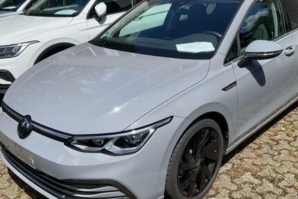 VW Golf 13.586 km 29.450 &euro; Hilden 40721