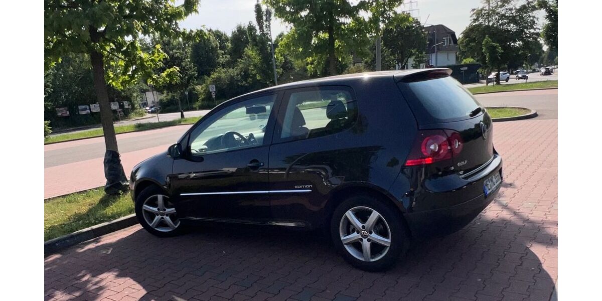 VW Golf 321.420 km 777 &euro; Ratingen 40878