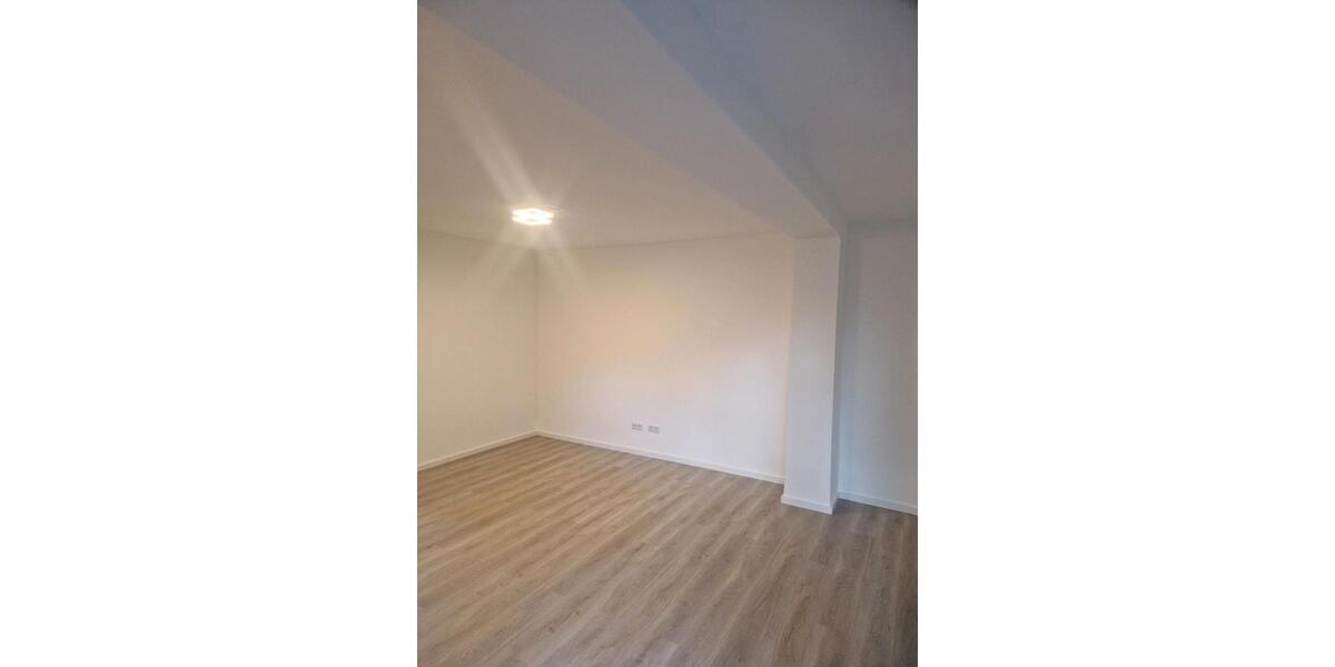 Erdgeschoßwohnung Ratingen Tiefenbroich - 2 Zimmer, 76 m&sup2;, 1.200&euro; | Angebot:25309649