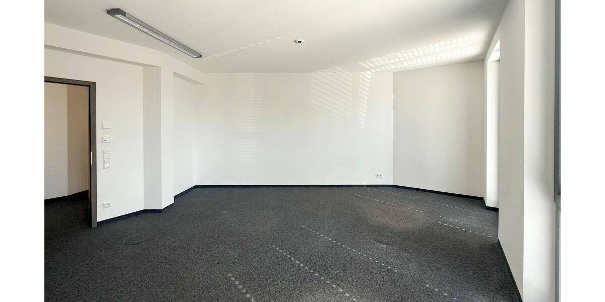 Gewerbeobjekt Düsseldorf Benrath - 7.464&euro; | Angebot:25698459