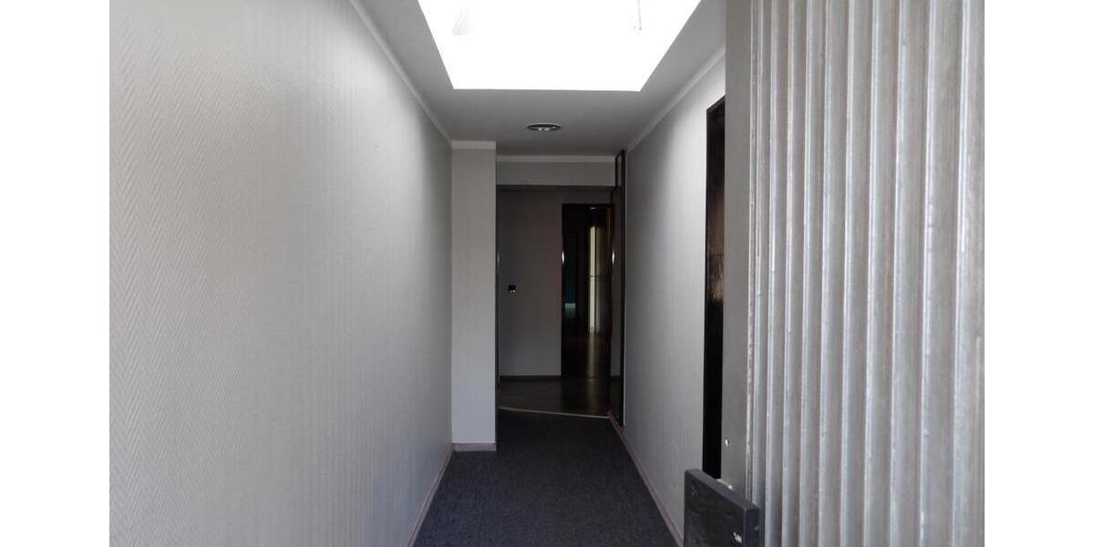 Gewerbeobjekt Düsseldorf Stadtbezirk 9 - 1.296&euro; | Angebot:25645000