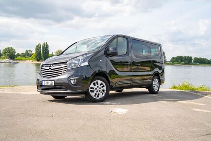 Opel Vivaro 118.000 km 15.900 &euro; Düsseldorf 40489
