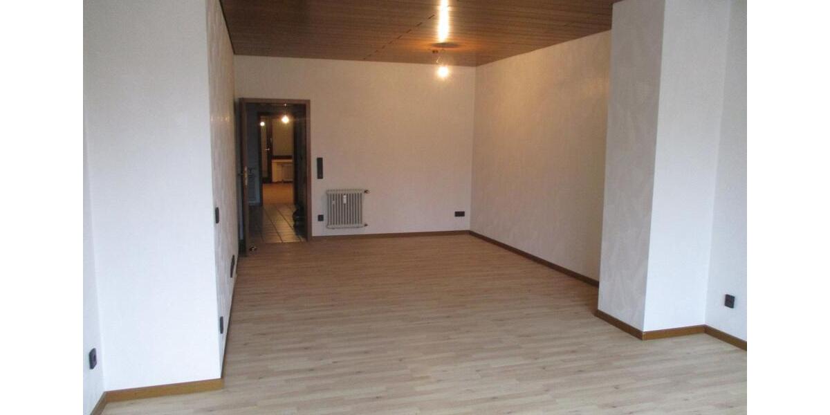 Erdgeschoßwohnung Mönchengladbach Süd - 2 Zimmer, 93 m&sup2;, 840&euro; | Angebot:25633259