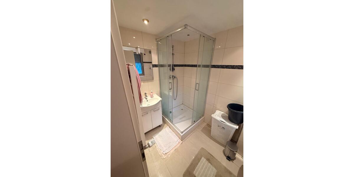 Doppelhaushälfte Grevenbroich Neuenhausen - 6 Zimmer, 150 m&sup2;, 295.000&euro; | Angebot:27430286