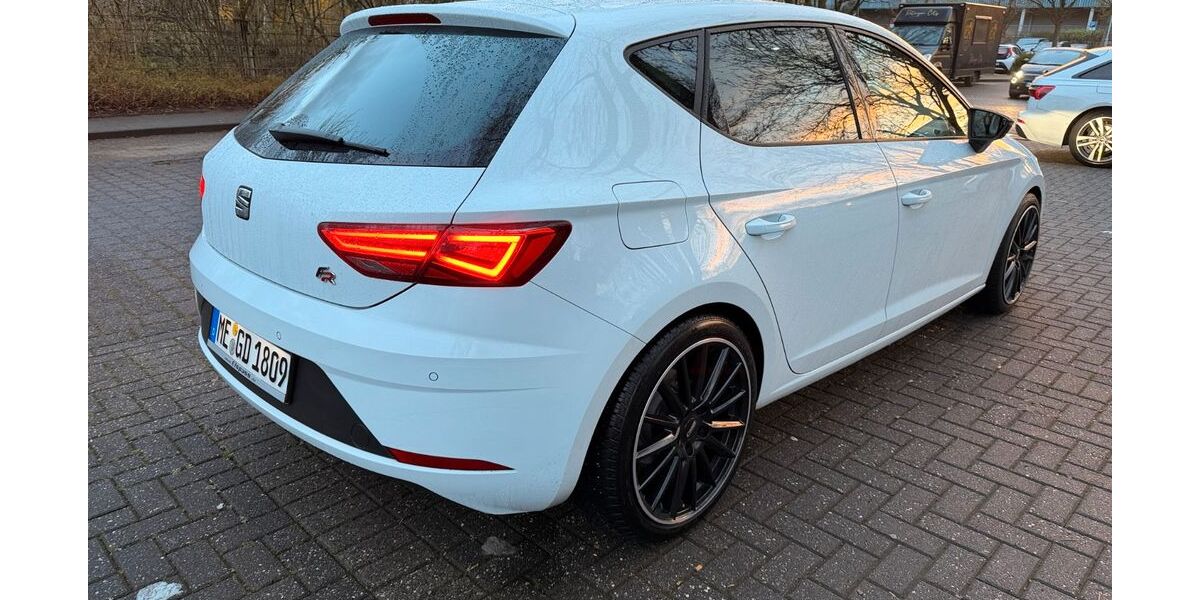 Seat Leon 81.100 km 14.990 &euro; Ratingen 40880