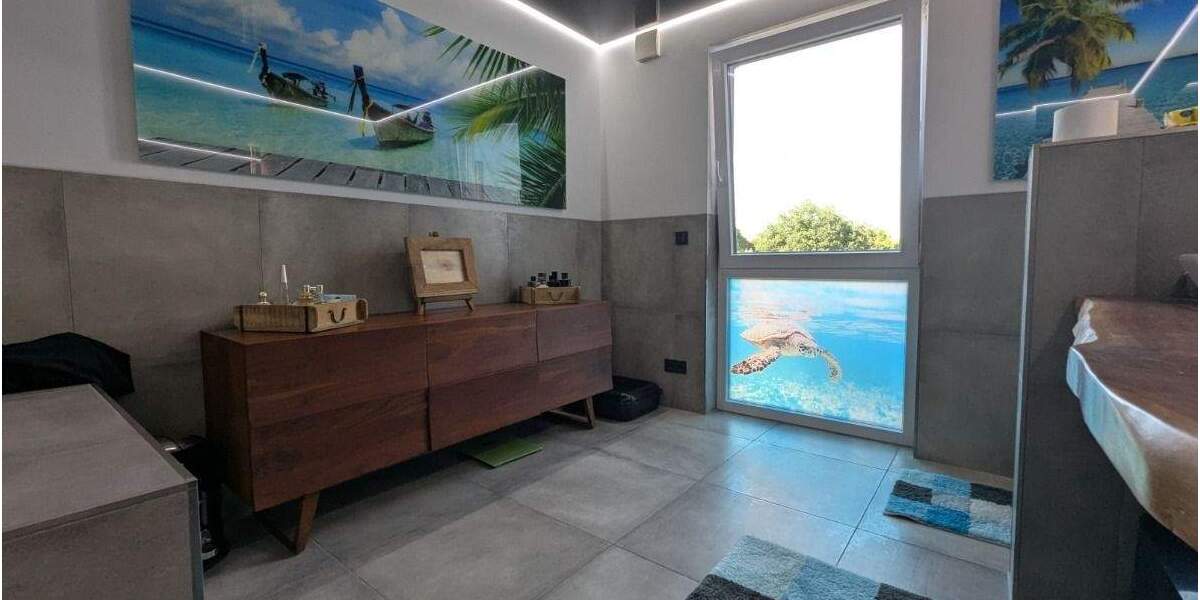 Etagenwohnung Mülheim an der Ruhr Dümpten - 4 Zimmer, 146 m&sup2;, 1.790&euro; | Angebot:25696344