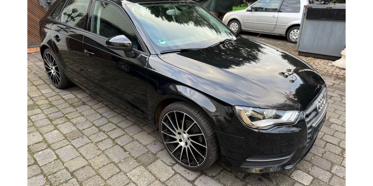 Audi A3 173.221 km 9.450 &euro; Neukirchen-Vluyn 47506